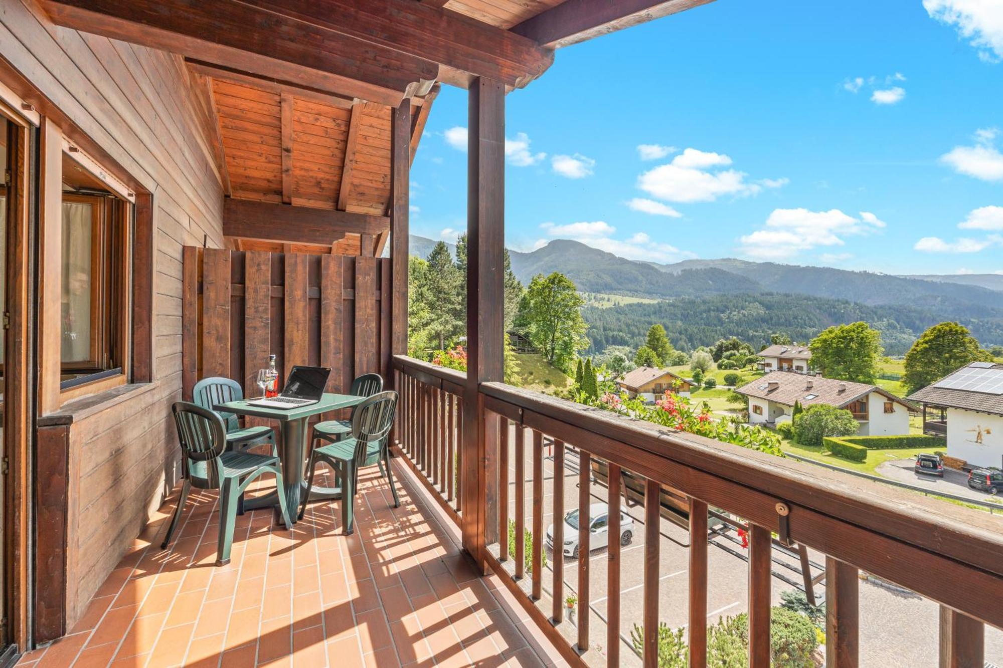Aparthotel Des Alpes กาวาเลเซ ภายนอก รูปภาพ